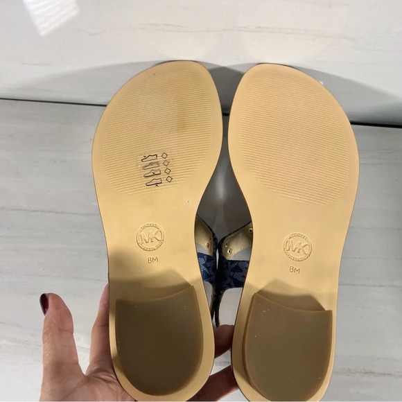 Michael Kors Plate Flat Thong Sandal Blue Denim Monogram Womens Size 8 - Picture 9 of 12